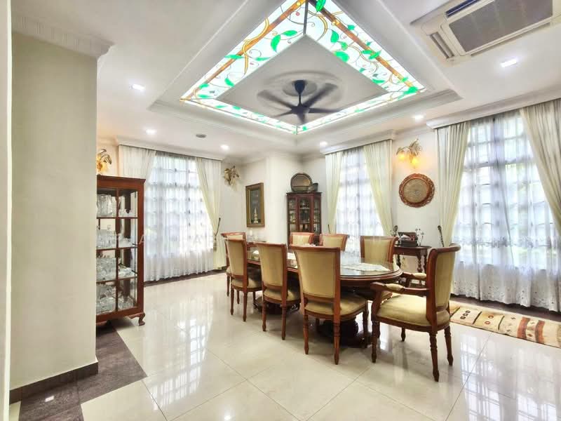 Rumah Banglo untuk Dijual di Kota Damansara (Selangor) - Fahana Rashid - Dining Room - PropertyGuru.com.my
