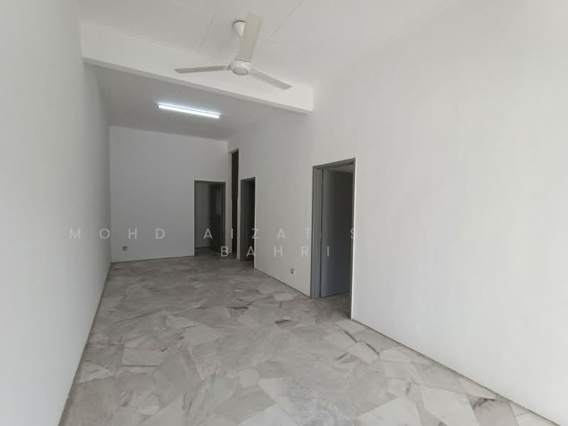 1-storey Terraced House for Sale in Puncak Alam (Selangor) - Mohd Aizat Saiful Bahri - Interior - PropertyGuru.com.my