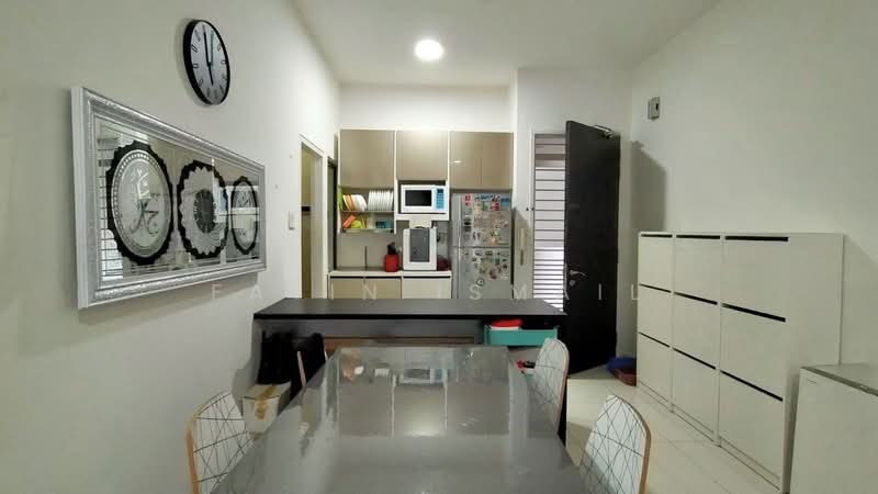Service Residence for Rent at Seasons Garden Residences - Fatin Ismail - Kitchen - PropertyGuru.com.my