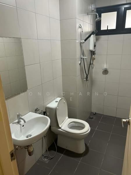 Kondominium untuk Disewa di Grand Medini - Hong Charng Lee - Bathroom - PropertyGuru.com.my