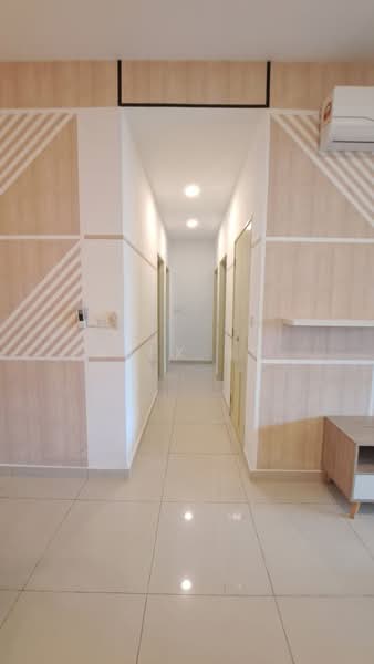 Condominium for Rent at The Hamilton - Alex Ho - Corridor - PropertyGuru.com.my