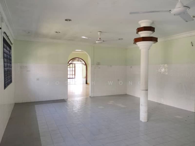 Bungalow for Rent in Taman Pari (Ipoh) - Joseph Wong - PropertyGuru.com.my