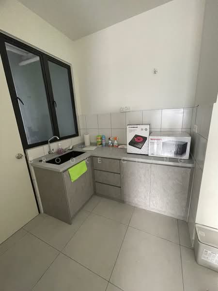 Service Residence for Rent at Majestic Maxim - Brooke Chang - Kitchen - PropertyGuru.com.my