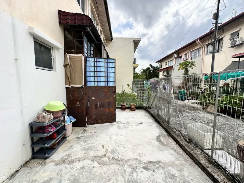 2-storey Terraced House for Sale in Seksyen 8 (Bangi) - Ali Idris - Exterior - PropertyGuru.com.my