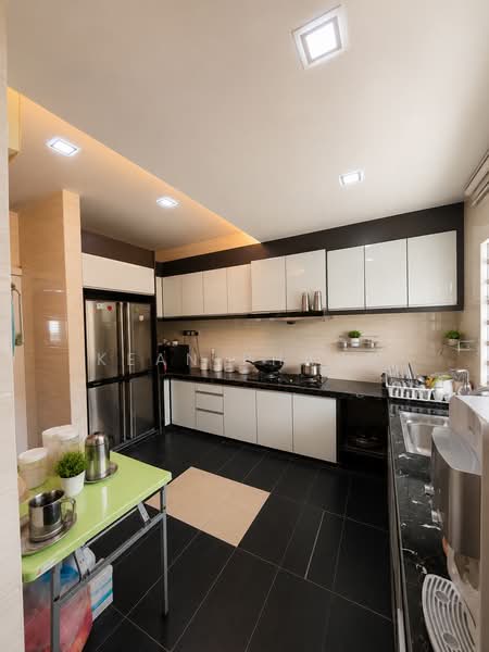 1-storey Terraced House for Sale in Taman Serdang Raya (Seri Kembangan) - Kean Phang - Kitchen - PropertyGuru.com.my