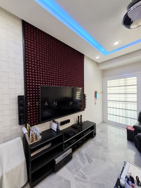 1-storey Terraced House for Sale in Taman Serdang Raya (Seri Kembangan) - Kean Phang - Living Room - PropertyGuru.com.my