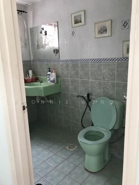 2-storey Terraced House for Sale in SS18 (Subang Jaya) - Connie Wong - Bathroom - PropertyGuru.com.my