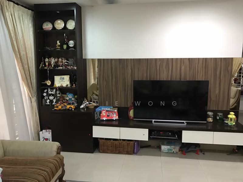 2-storey Terraced House for Sale in SS18 (Subang Jaya) - Connie Wong - Living Room - PropertyGuru.com.my