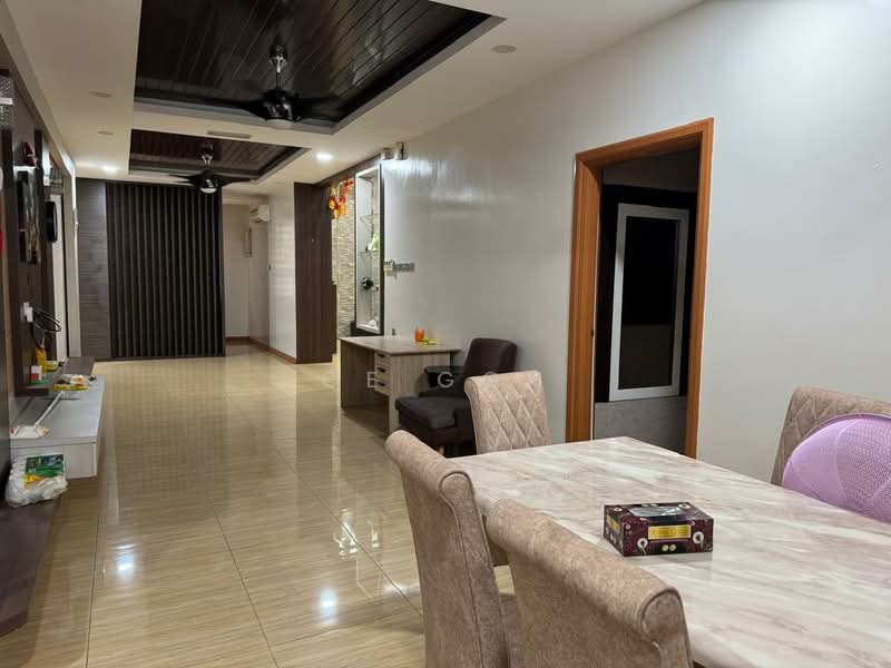 Rumah Banglo untuk Dijual di Taman Dahlia (Alor Setar) - CE Goh - Dining Hall - PropertyGuru.com.my