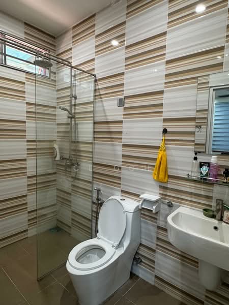 Rumah Banglo untuk Dijual di Taman Dahlia (Alor Setar) - CE Goh - Bathroom - PropertyGuru.com.my
