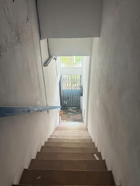 Shop for Rent in Kampung Jawa (Shah Alam) - John Tee - Corridor - PropertyGuru.com.my