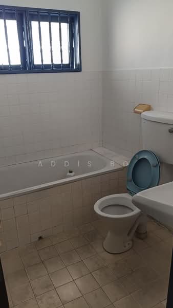 2-storey Terraced House for Rent in Taman Cheras Mas (Cheras) - Addis Bo - Bathroom - PropertyGuru.com.my
