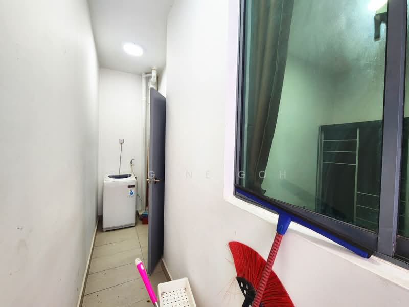 Service Residence for Rent at Amerin Residence - Eugene Goh - Yard - PropertyGuru.com.my