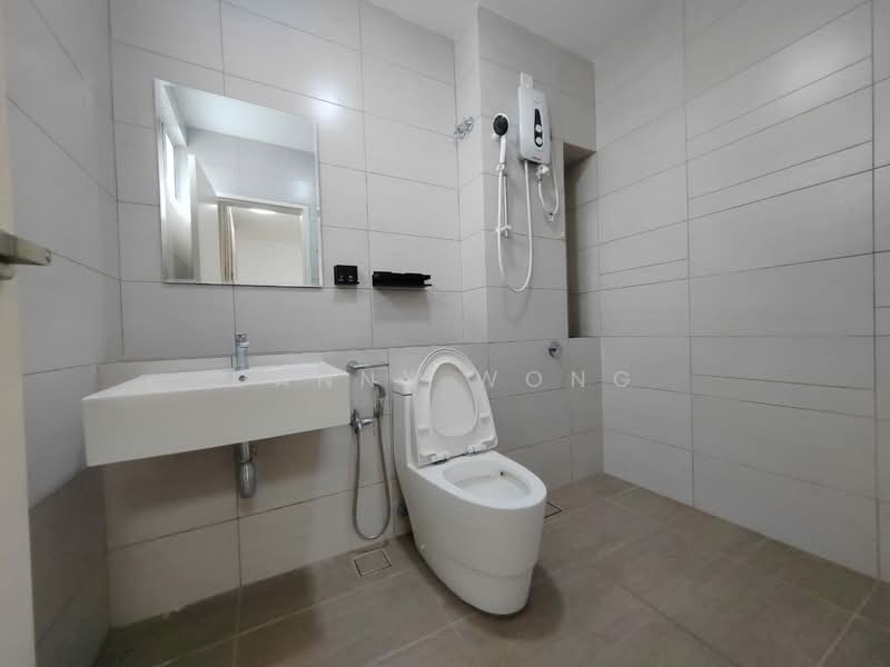 Rumah Teres 2 Tingkat untuk Disewa di Kota Emerald (Rawang) - Danny Wong - Bathroom - PropertyGuru.com.my
