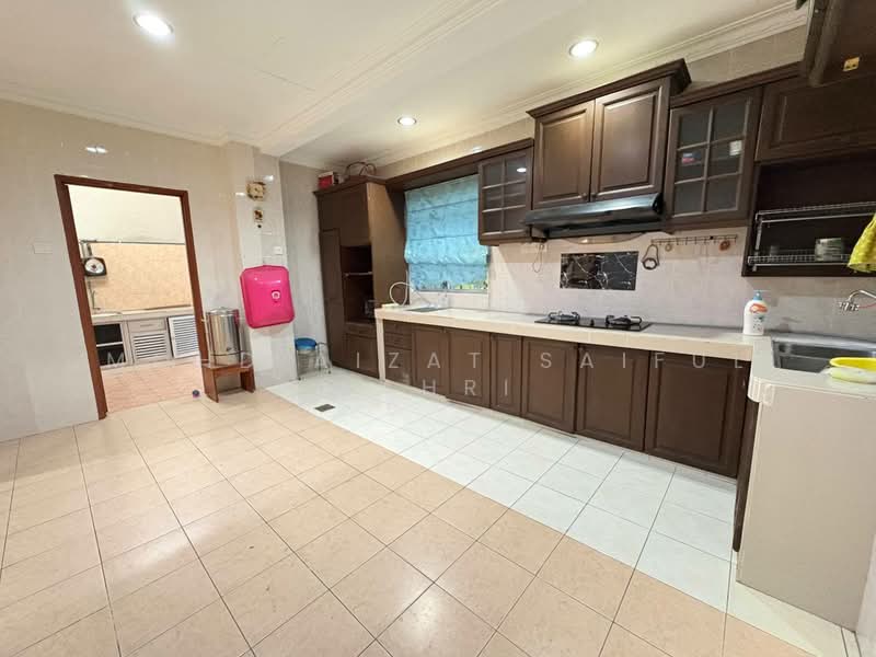 Rumah Berkembar untuk Dijual di Taman Kajang Impian (Kajang) - Mohd Aizat Saiful Bahri - Kitchen - PropertyGuru.com.my