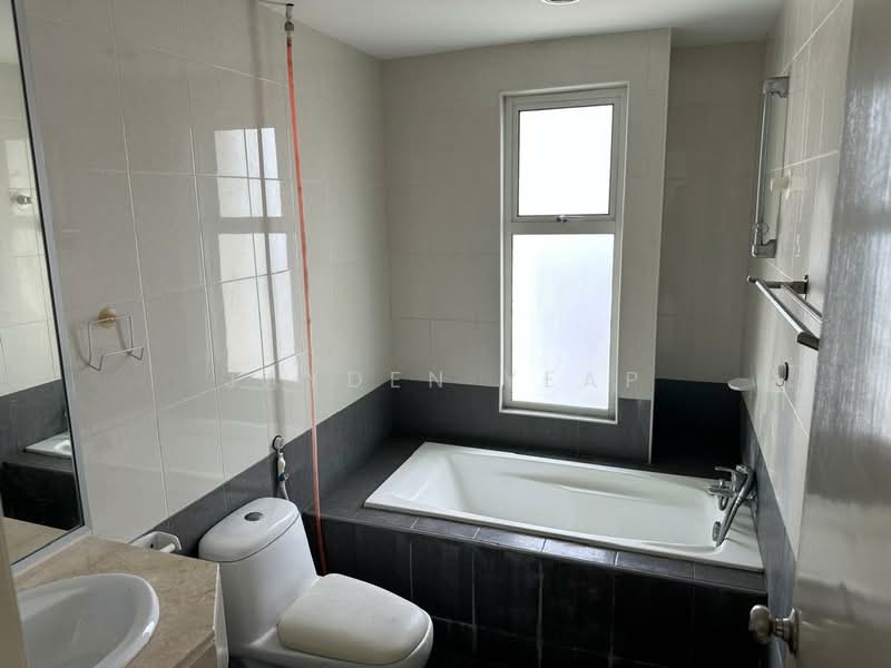 Servis Apartment untuk Disewa di Birch Regency @ Penang Times Square - Jayden Yeap - PropertyGuru.com.my