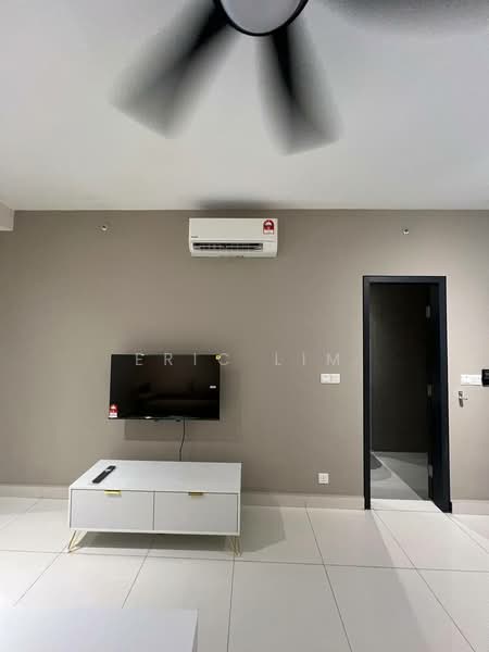 Servis Apartment untuk Disewa di The New Duo @ Edumetro - Eric Lim - Living Room - PropertyGuru.com.my