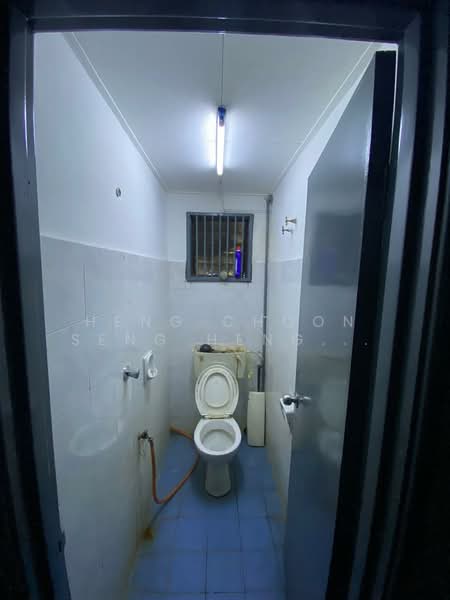 Kedai untuk Disewa di Taman Pusat Kepong (Kepong) - heng choon seng heng choon seng - Bathroom - PropertyGuru.com.my