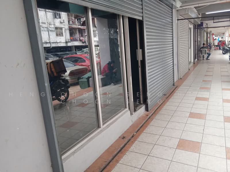 Shop for Rent in Taman Pusat Kepong (Kepong) - heng choon seng heng choon seng - Exterior - PropertyGuru.com.my