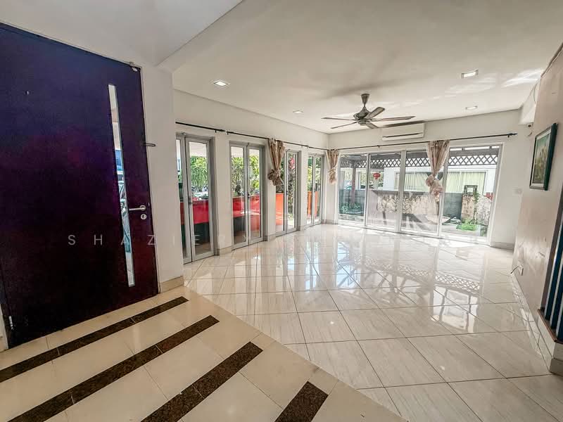 Rumah Berkembar untuk Dijual di Ampang Jaya (Ampang) - Shaziery Iskandar - Living Room - PropertyGuru.com.my