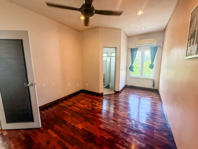 Rumah Berkembar untuk Dijual di Ampang Jaya (Ampang) - Shaziery Iskandar - Bedroom - PropertyGuru.com.my