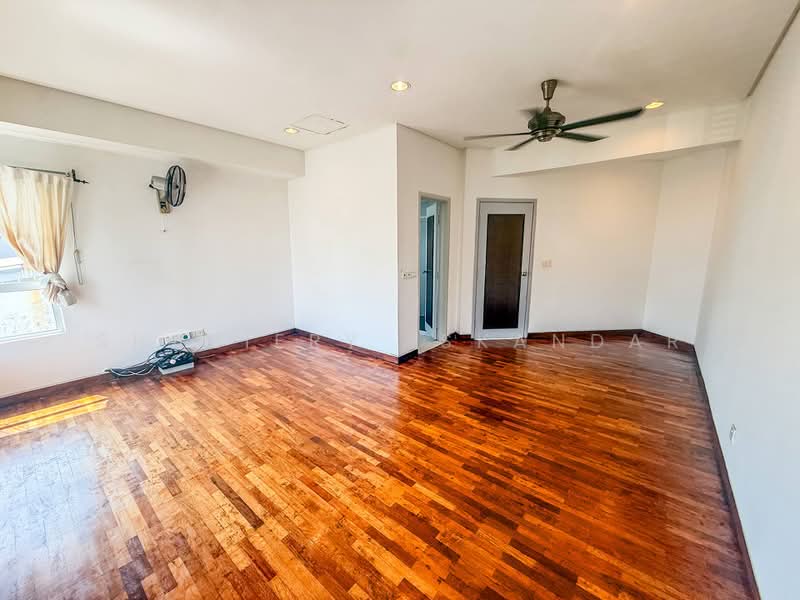 Rumah Berkembar untuk Dijual di Ampang Jaya (Ampang) - Shaziery Iskandar - Living Room - PropertyGuru.com.my