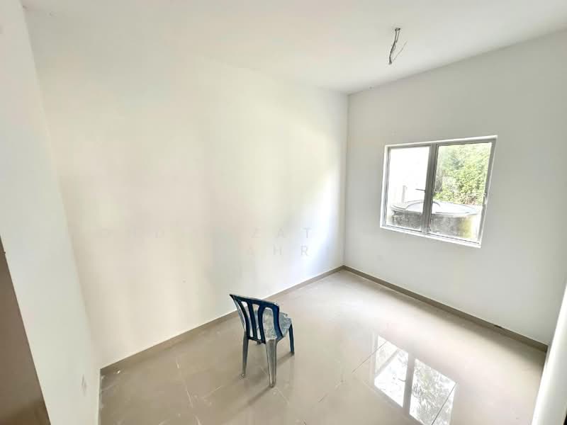 Semi-Detached House for Sale in Kampung Lombong (Shah Alam) - Mohd Aizat Saiful Bahri - Interior - PropertyGuru.com.my