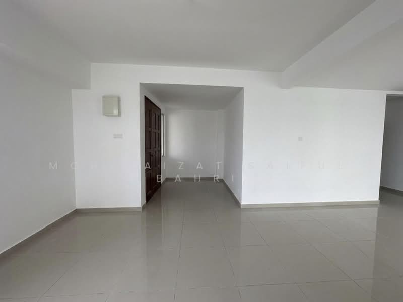 Semi-Detached House for Sale in Kampung Lombong (Shah Alam) - Mohd Aizat Saiful Bahri - Interior - PropertyGuru.com.my