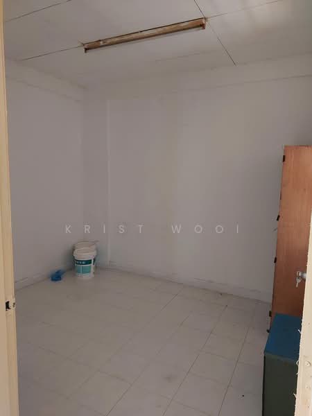 Rumah Flat untuk Dijual di Taman Putra Budiman Flat - Krist Wooi - Interior - PropertyGuru.com.my