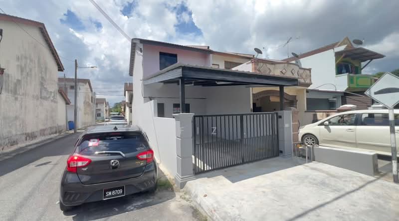 2-storey Terraced House for Sale in Bandar Putra (Kulai) - HAFIZ . - Exterior - PropertyGuru.com.my