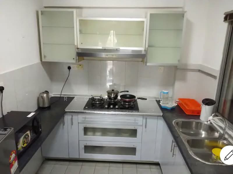 Pangsapuri untuk Disewa di Arena Green - Regina Yew - Kitchen - PropertyGuru.com.my