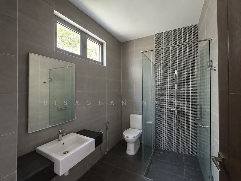 Bungalow House untuk Dijual di Rawang (Selangor) - Visaghan Naidu - Bathroom - PropertyGuru.com.my