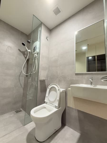 Servis Apartment untuk Disewa di Riveria City - Jeff Ooi - Bathroom - PropertyGuru.com.my