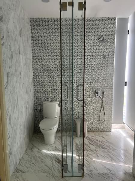 Kondominium untuk Disewa di Setia V Residences - Shirley Teh - Bathroom - PropertyGuru.com.my