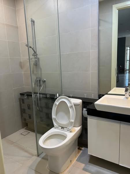 Kondominium untuk Disewa di Setia V Residences - Shirley Teh - Bathroom - PropertyGuru.com.my
