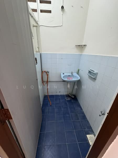 Rumah Teres 1 Tingkat untuk Dijual di Ampang Jaya (Ampang) - Luqman Ramli - Bathroom - PropertyGuru.com.my