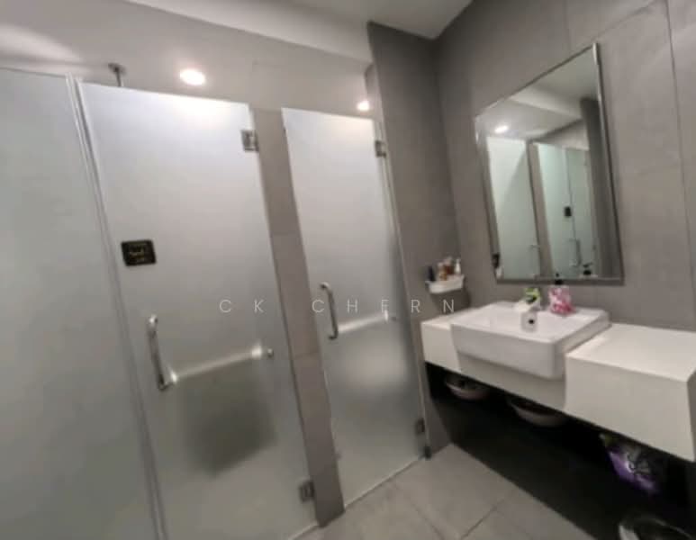 Service Residence for Rent at YOLO Signature Suites - CK Chern - Bathroom - PropertyGuru.com.my