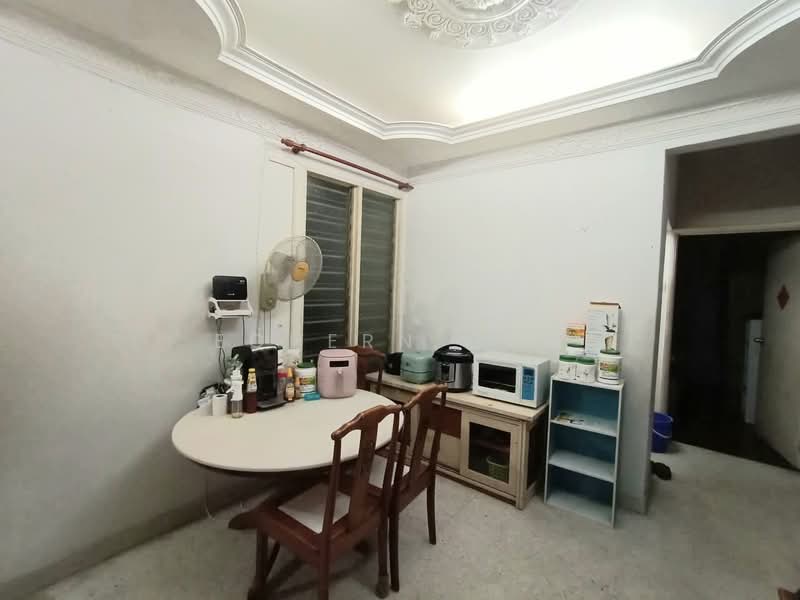 Pangsapuri untuk Dijual di Mawar Apartment - Eqhern Oon - Dining Room - PropertyGuru.com.my