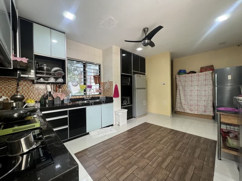 Rumah Teres 2 Tingkat untuk Dijual di Taman Cheras Vista (Cheras) - Denver Sin - Kitchen - PropertyGuru.com.my