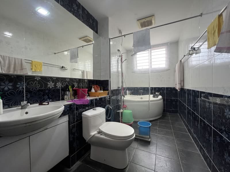 Rumah Teres 2 Tingkat untuk Dijual di Taman Cheras Vista (Cheras) - Denver Sin - Bathroom - PropertyGuru.com.my