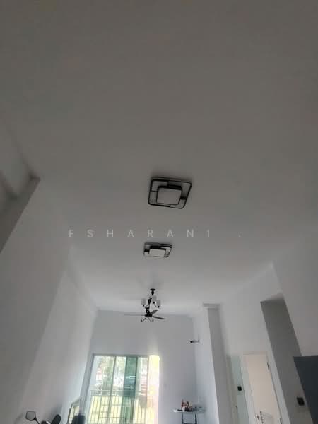 Pangsapuri untuk Dijual di Permas Ville Apartment - Esharani . - Living Room - PropertyGuru.com.my