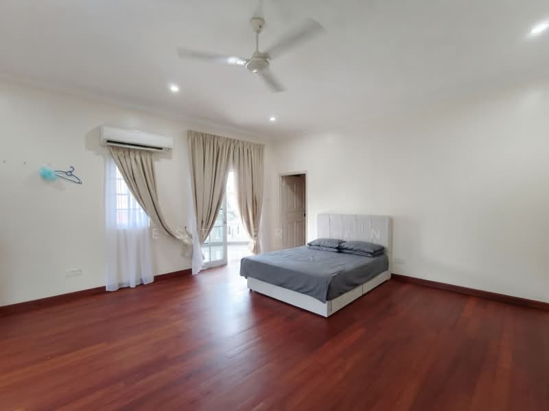 Rumah Banglo untuk Disewa di Country Heights (Kajang) - Esther Tan - Bedroom - PropertyGuru.com.my