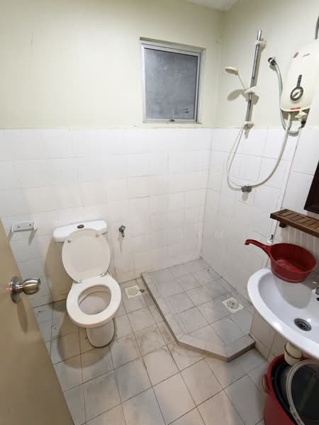 Kondominium untuk Dijual di Park View Tower - Nick Lim - Bathroom - PropertyGuru.com.my