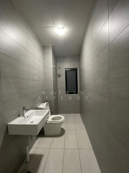 Kondominium untuk Disewa di Subang Bestari - Nazrin Affendy - Bathroom - PropertyGuru.com.my