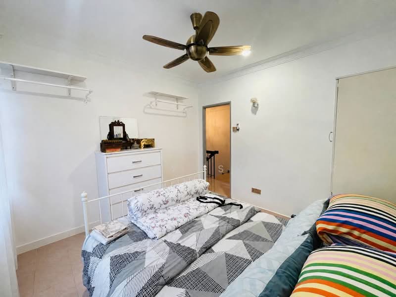 2-storey Terraced House for Sale in Batu Caves (Selangor) - Shaziery Iskandar - Bedroom - PropertyGuru.com.my