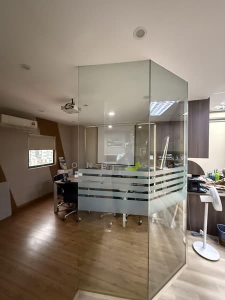 Shop / Office for Sale in Happy Garden (Kuchai Lama) - Ong KG - Interior - PropertyGuru.com.my