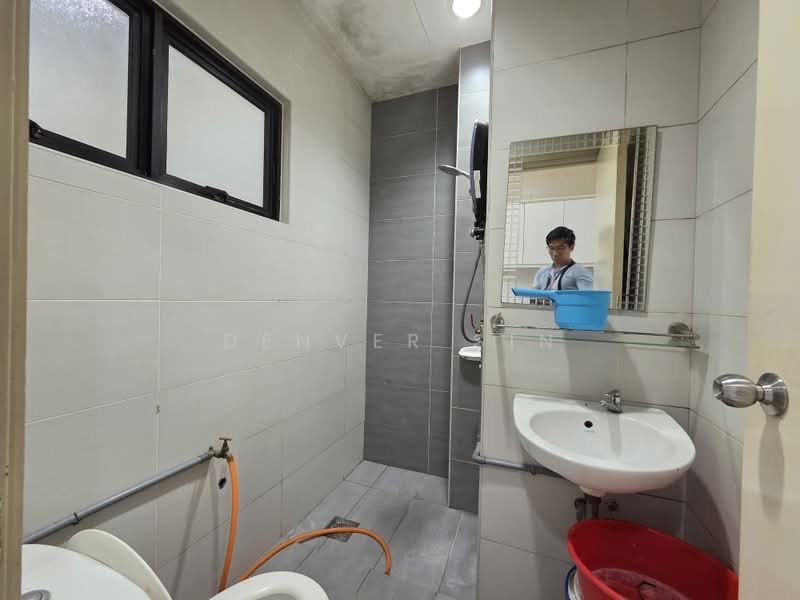 2.5-storey Terraced House for Sale in Bandar Mahkota Cheras (Cheras) - Denver Sin - Bathroom - PropertyGuru.com.my