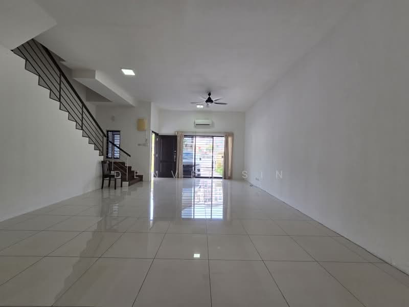 2.5-storey Terraced House for Sale in Bandar Mahkota Cheras (Cheras) - Denver Sin - Living Room - PropertyGuru.com.my