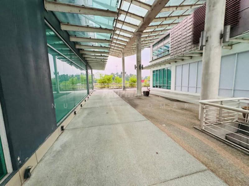 Shop / Office for Sale in Shah Alam (Selangor) - Nur Alia Omar - Exterior - PropertyGuru.com.my