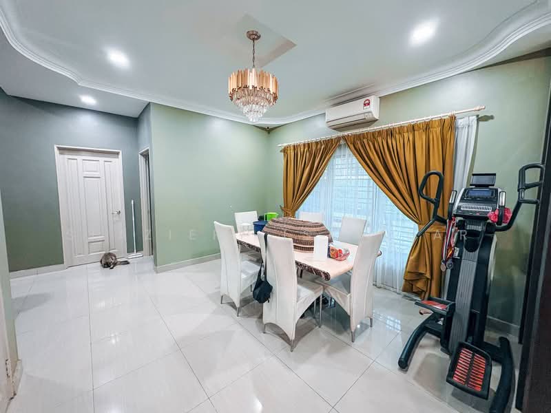 Semi-Detached House for Sale in Taman Indah Gemilang 1 (Batu Caves) - Shaziery Iskandar - Dining Room - PropertyGuru.com.my